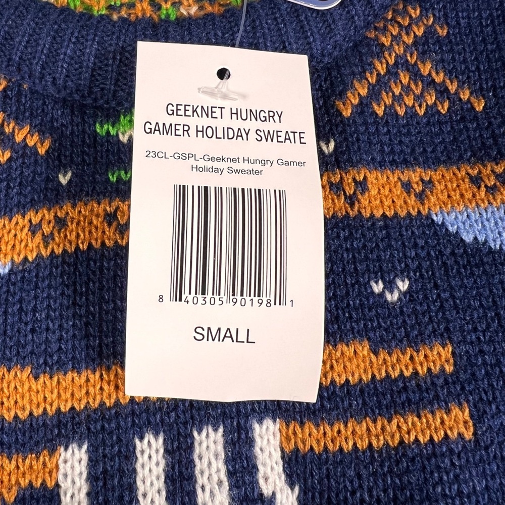 Geeknet Hungry Gamer Holiday Men's Sweater GameStop Exclusive Size Small NWT - Picture 5 of 8